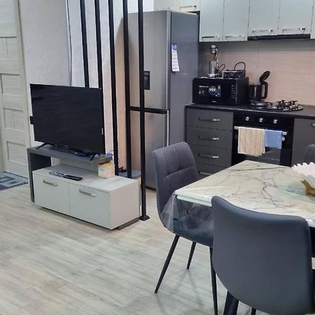 ボルジョミ My Houseヴィラ エクステリア 写真