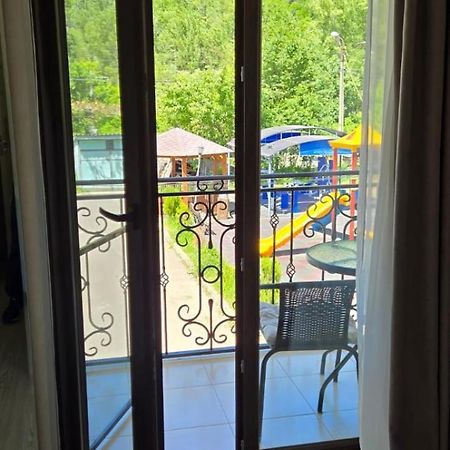 ボルジョミ My Houseヴィラ エクステリア 写真